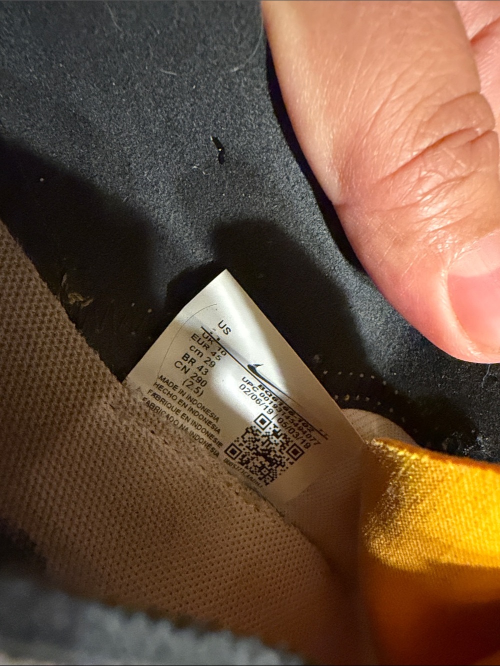 Men’s Nike react - Picture 2 of 4